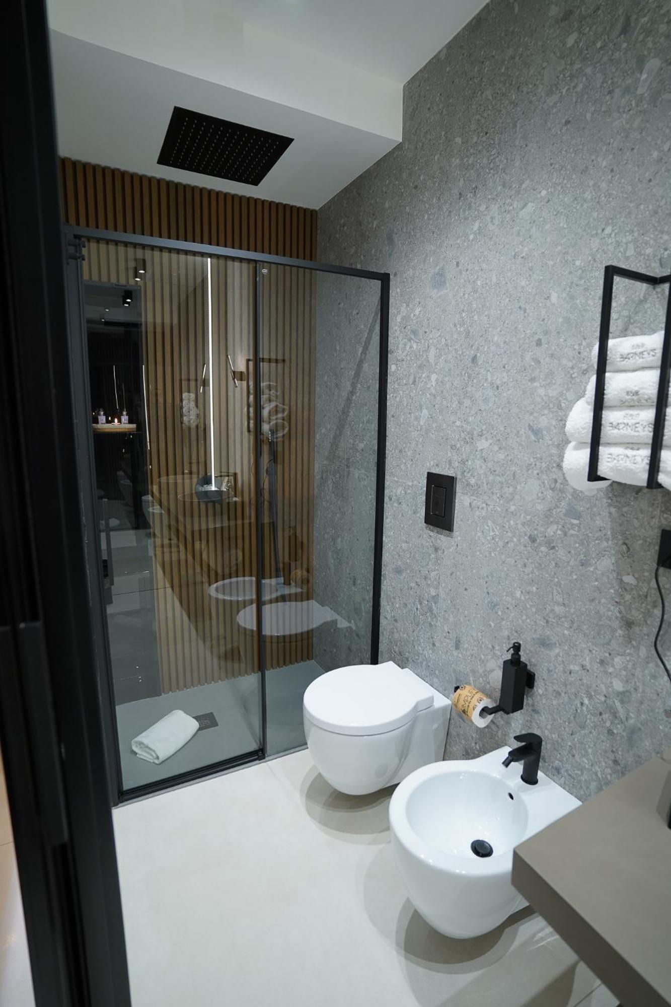 Barneys B&B Черкола Экстерьер фото